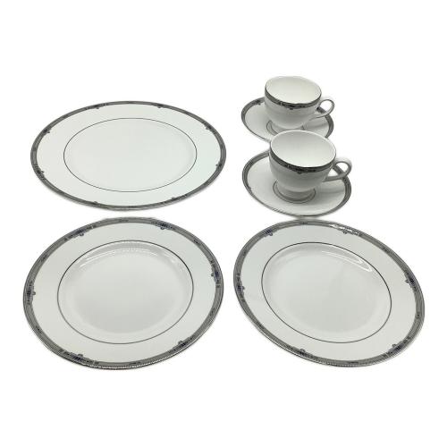 Wedgwood (ウェッジウッド) 食器セット プレート大1・プレート小2・カップ&ソーサー2
