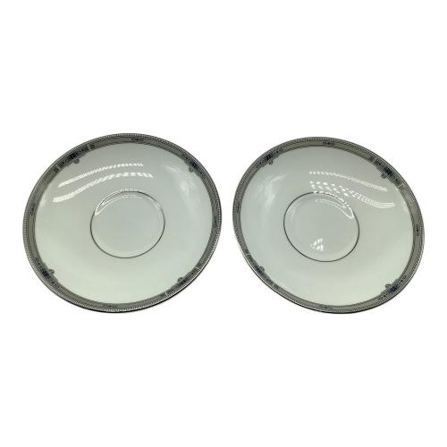 Wedgwood (ウェッジウッド) 食器セット プレート大1・プレート小2・カップ&ソーサー2