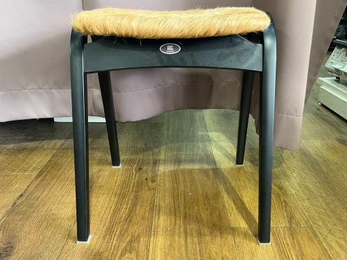 秋田木工 (アキタモッコウ) スツール ブラウン×ブラック IDC大塚家具取扱い No.202