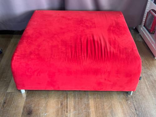 ligne roset (リーンロゼ) ローソファー @ 幅:約100×100㎝ レッド ROSETOPIUM ロゼオピューム  パフ