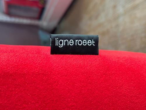 ligne roset (リーンロゼ) ローソファー @ 幅:約100×100㎝ レッド ROSETOPIUM ロゼオピューム  パフ