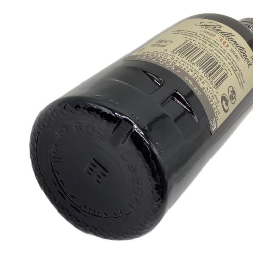 バランタイン (Ballantine's) スコッチウィスキー 700ml 30年 未開封