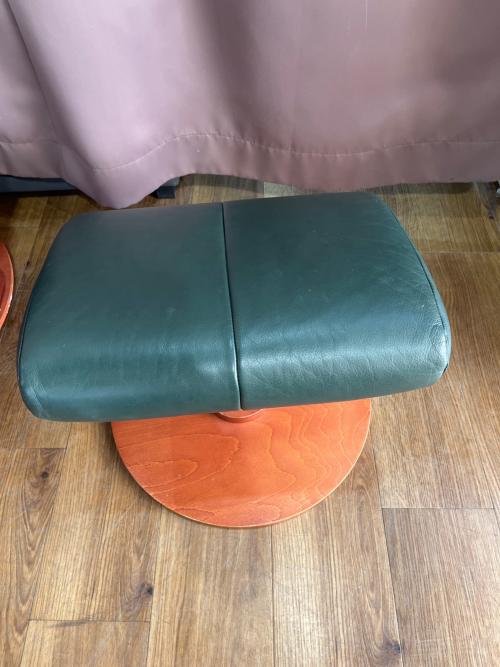 HJELLEGJERDE (イエリアーダ) リクライニングチェアー グリーン