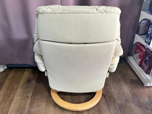 Ekornes (エコーネス) リクライニングチェアー ベージュ Stressless  RENO