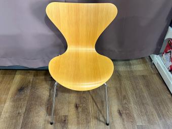 Fritz Hansen (フリッツハンセン) スタッキングチェアー KFH-3107-44 ナチュラル セブンチェア
