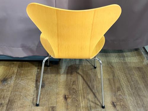 Fritz Hansen (フリッツハンセン) スタッキングチェアー KFH-3107-44 ナチュラル セブンチェア