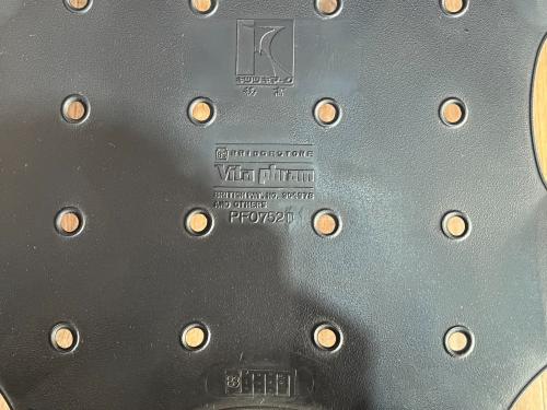 飛騨産業 (ヒダサンギョウ) 1人掛けソファー キツツキマーク ブラック×ブラウン 穂高