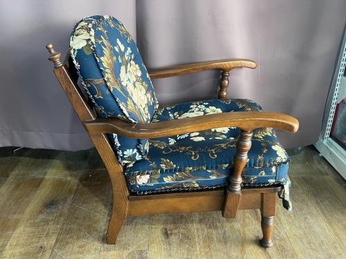 飛騨産業 (ヒダサンギョウ) 1人掛けソファー キツツキマーク