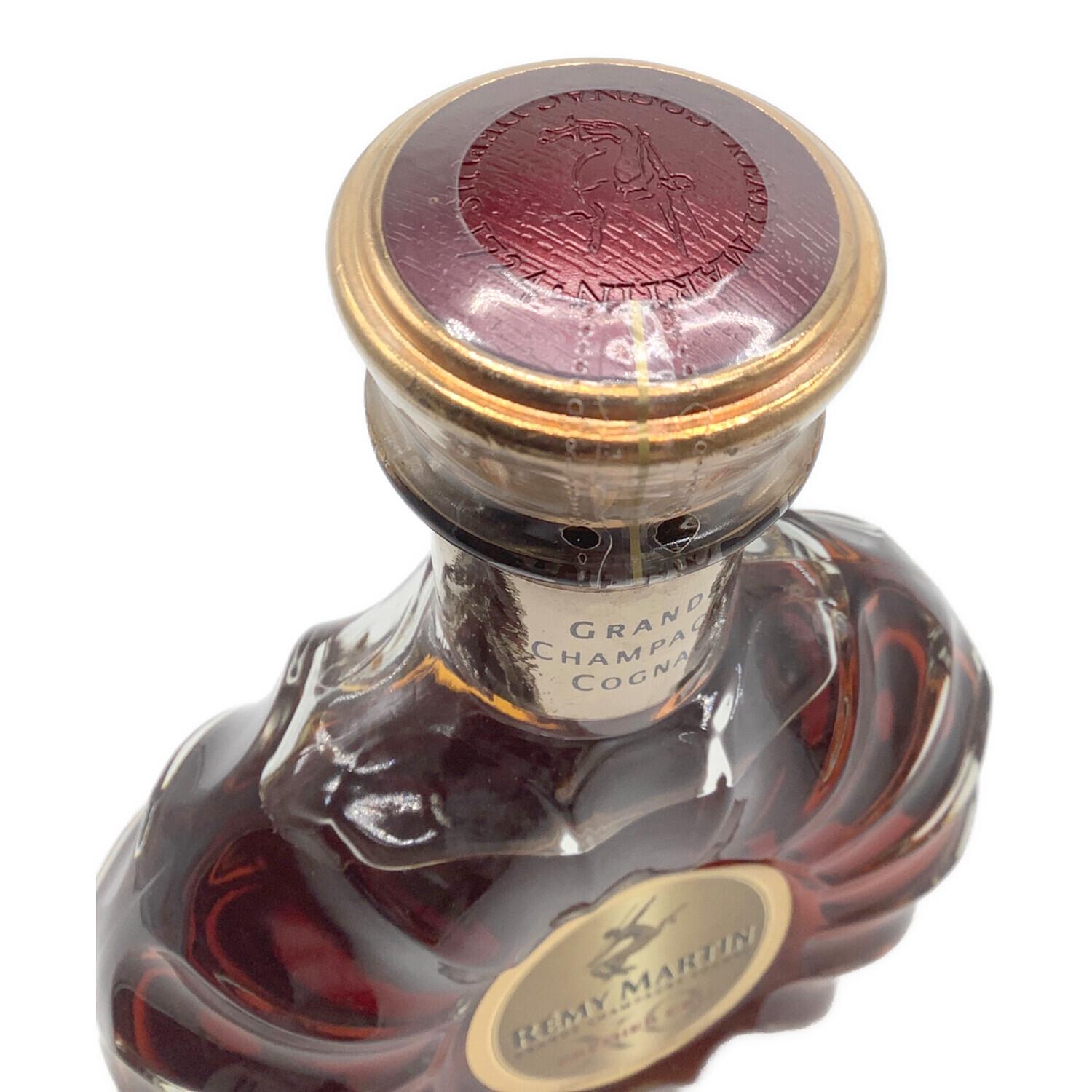 レミーマルタン (REMY MARTIN) XO コニャック 700ml｜トレファクONLINE