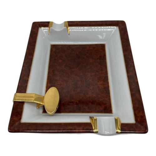 S.T.Dupont (エス・テー・デュポン) 灰皿 ヨゴレ有・ホワイト×ブラウン