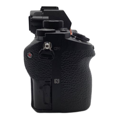 SONY (ソニー) ミラーレス一眼カメラ α7R II ILCE-7RM2 ホットシューカバー欠品