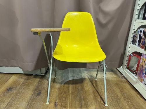 Herman Miller (ハーマンミラー) シェルサイドチェア 1979年 2nd FRP Hベース 31 イエロー