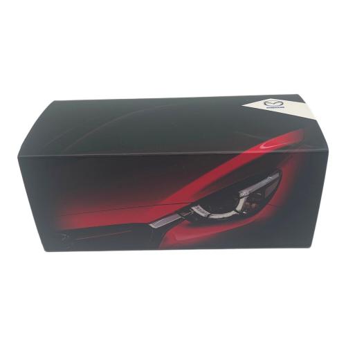 MAZDA デミオ ミニカー レッド