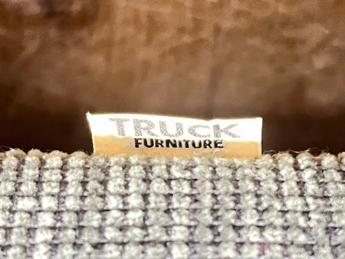 TRUCK FURNITURE (トラックファニチャー) 2人掛けソファー @ グレー