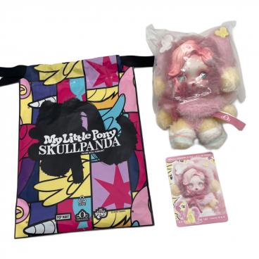 POP MART (ポップマート) SKULLPANDA × XG ぬいぐるみペンダント