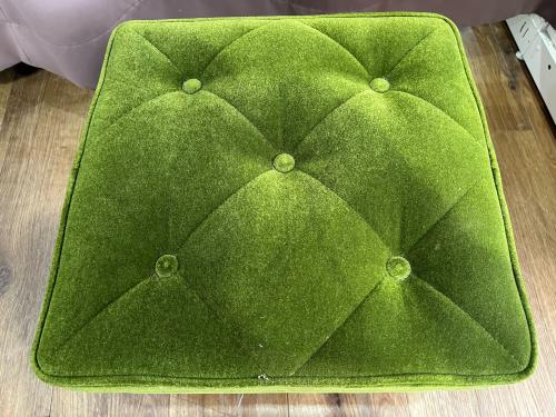 カリモク60 (カリモクロクマル) オットマン X36206QD モケットグリーン