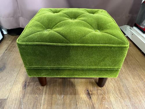 カリモク60 (カリモクロクマル) オットマン X36206QD モケットグリーン