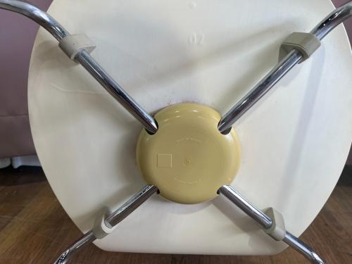 Fritz Hansen (フリッツハンセン) イス ベージュ アリンコチェア　Fritz Hansen  アイボリー アリンコチェア Arne Jacobsen