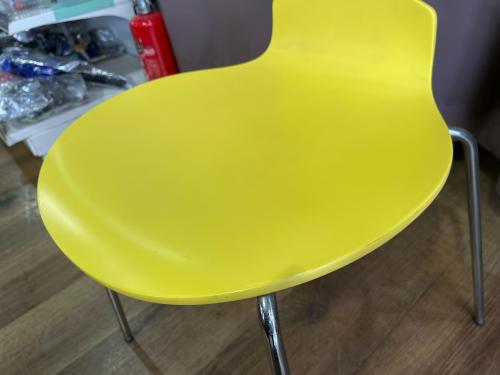 Fritz Hansen (フリッツハンセン) イス イエロー アリンコチェア