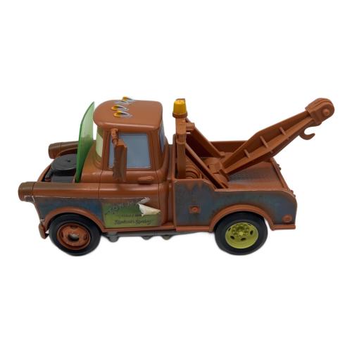 メーター カーズ　カーズ2　Disney　ピクサ