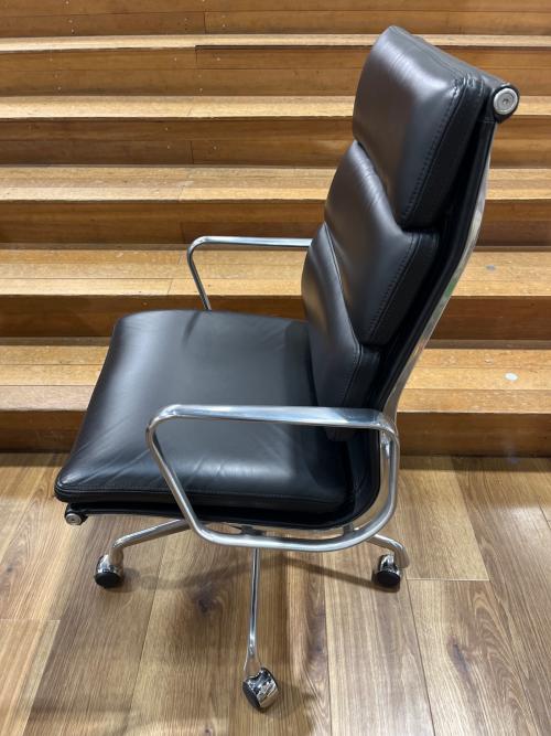 Herman Miller (ハーマンミラー) オフィスチェア JOIFA339 @ ブラック EAMES SOFT PAD EXECUTIVE CHAIR