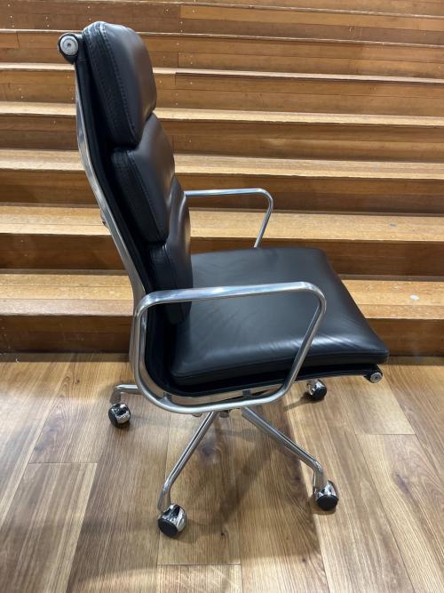 Herman Miller (ハーマンミラー) オフィスチェア JOIFA339 @ ブラック EAMES SOFT PAD EXECUTIVE CHAIR