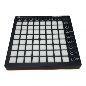 novation (ノベーション) Ableton Live パフォーマンスコントローラ PC周辺機器 Launchpad MK2 2018年製