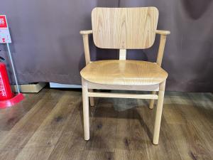 artek (アルテック) チェア ナチュラル Domus Chair　バーチ材