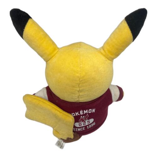 Pokemon Center (ポケモンセンター) ピカチュウ カレッジロゴ ヌイグルミ  スタジャン
