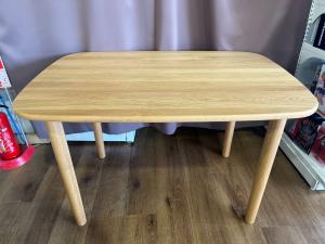 無印良品 (ムジルシリョウヒン) ダイニングテーブル 幅:約120㎝ ナチュラル 無垢材テーブル