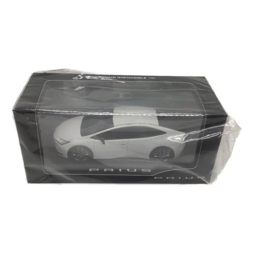 PRIUS (プリウス) 新型プリウス（60系） モデルカー プラチナホワイトパールマイカ089・1/30