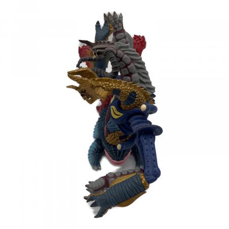 ギガキマイラ ウルトラマン ウルトラ怪獣シリーズ BANDAI｜トレファク