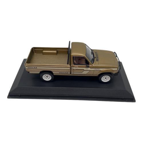 ノレブ 1/43 プジョー 504 ピックアップ ミニカー