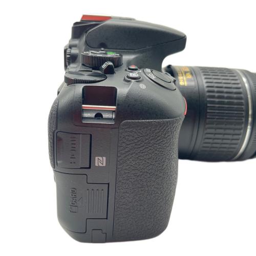 Nikon（ニコン） デジタル一眼レフカメラ D5600 ダブルズームキット