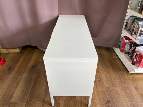 IKEA (イケア) キャビネット 鍵付き・棚板1枚欠品 ホワイト PS