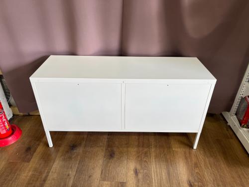 IKEA (イケア) キャビネット 鍵付き・棚板1枚欠品 ホワイト PS