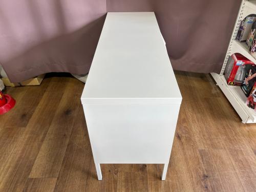 IKEA (イケア) キャビネット 鍵付き・棚板1枚欠品 ホワイト PS