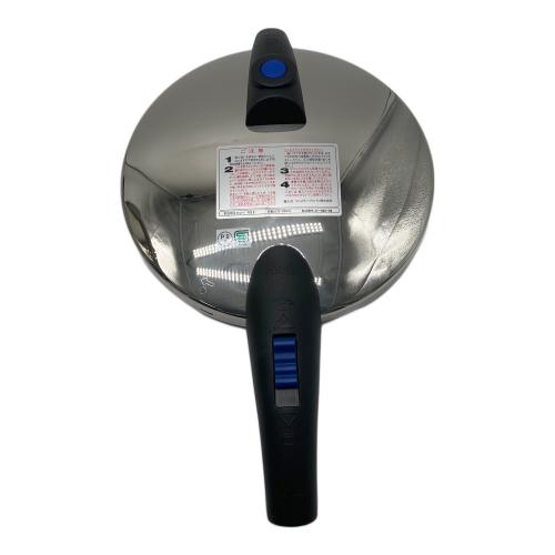 Fissler (フィスラー) 圧力鍋 21-643-04 蒸し器付 PSCマーク(圧力鍋)有