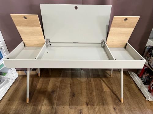 BoConcept (ボーコンセプト) デスク 幅:約60㎝ グレー Cupertino