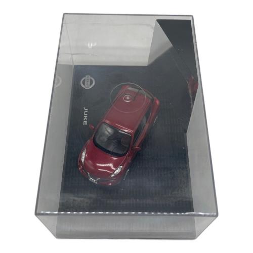 NISSAN (ニッサン) JUKE ミニカー ラディアントレッド