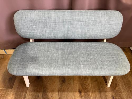 ニトリ ベンチダイニング3点セット 旧モデル 幅:約120㎝ ナチュラル×グレー×レッド リラックスワイド