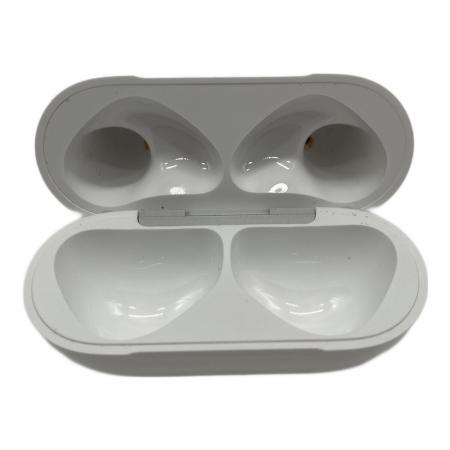 Apple (アップル) AirPods4(ANC) MXP93J/A｜トレファクONLINE