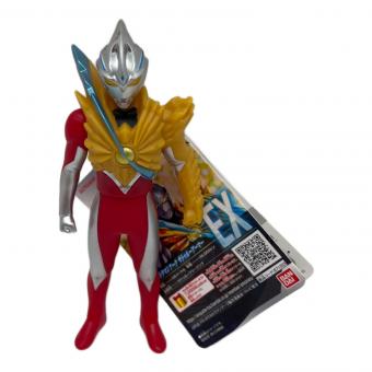ウルトラマンシリーズ ウルトラマンアーク・サトゥルーアーマー ソフビフィギュア