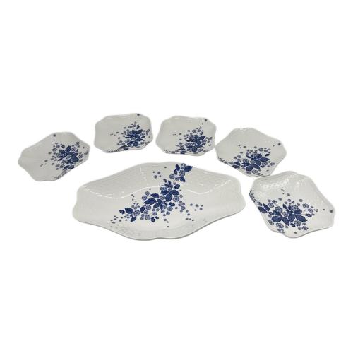 Wedgwood (ウェッジウッド) オーバルプレート ストロベリー ブルーム インディゴ　小皿セット
