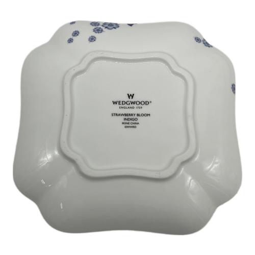 Wedgwood (ウェッジウッド) オーバルプレート ストロベリー ブルーム インディゴ　小皿セット