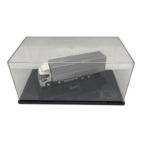 UD トラックス 久遠低床ウイング模型1/60 モデルカー　日産