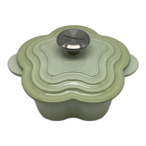 LE CREUSET (ルクルーゼ) 両手鍋 16cm グリーン ココット・フルール