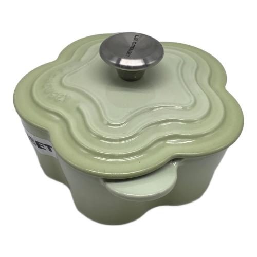 LE CREUSET (ルクルーゼ) 両手鍋 16cm グリーン ココット・フルール