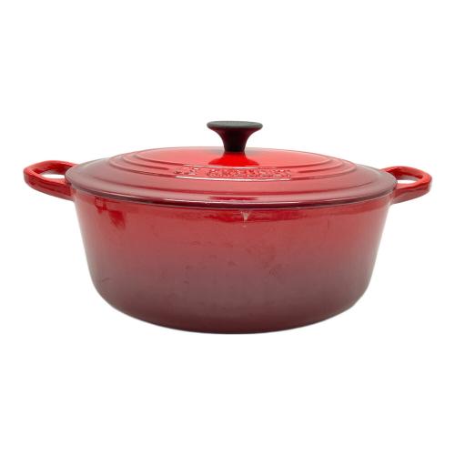 LE CREUSET (ルクルーゼ) 両手鍋 ココット・オーバル レッド