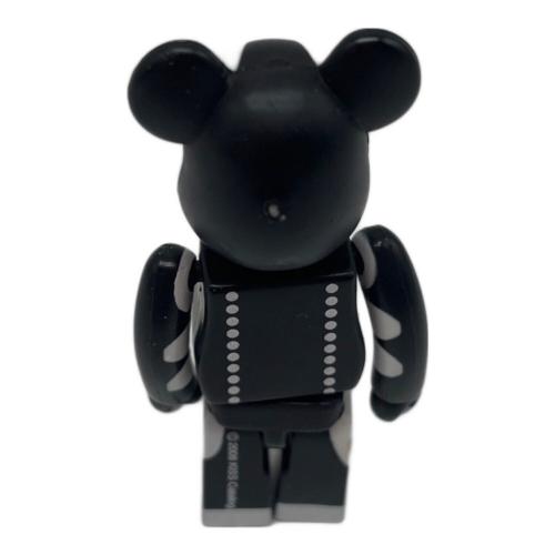 BEAR BRICK (ベアブリック) フィギュア 	KISS